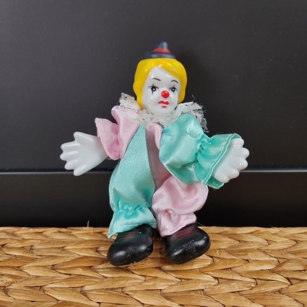 RARE Vintage 5" porcelain clown